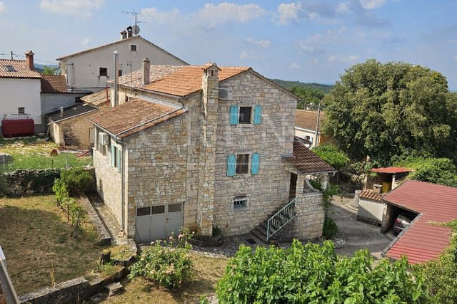 Steinhaus 17 km von Poreč entfernt