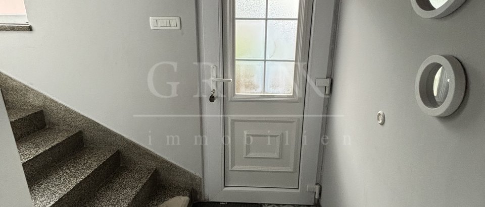 House, 250 m2, For Sale, Zagreb - Gračani