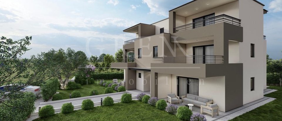 Surroundings of Poreč - Hous building with only 4 apartments under construction