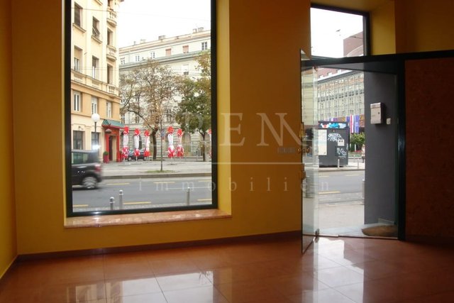 Commercial Property, 26 m2, For Rent, Zagreb - Donji Grad