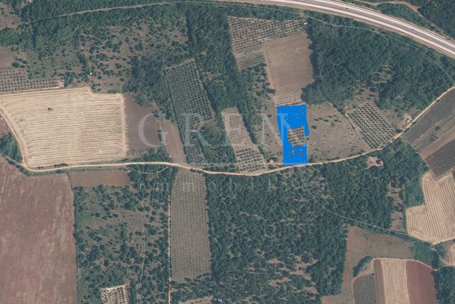 Land, 4550 m2, For Sale, Poreč