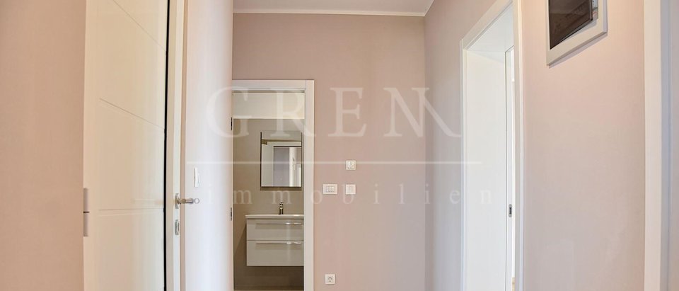 Apartment, 110 m2, For Sale, Poreč
