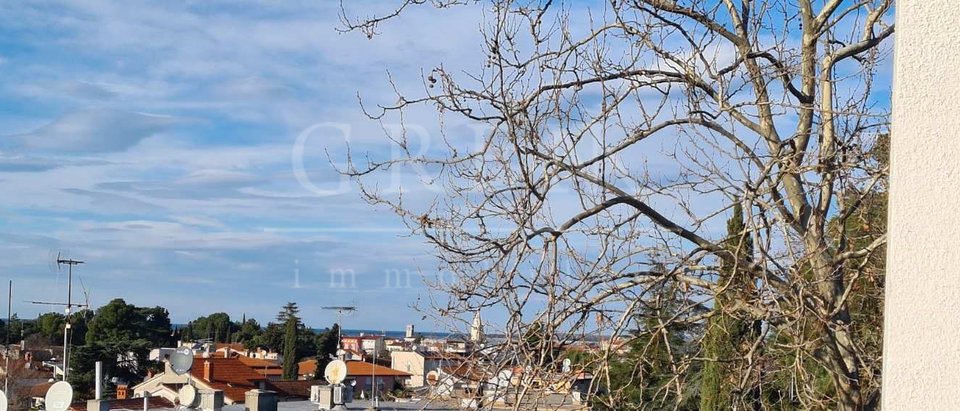 Apartment in the  part of Poreč with a sea view
