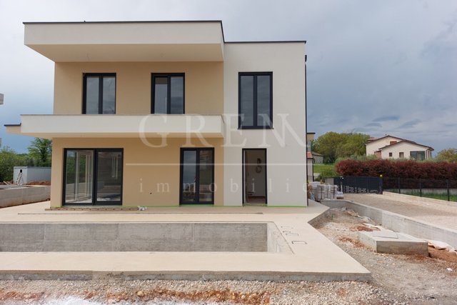 House, 122 m2, For Sale, Poreč