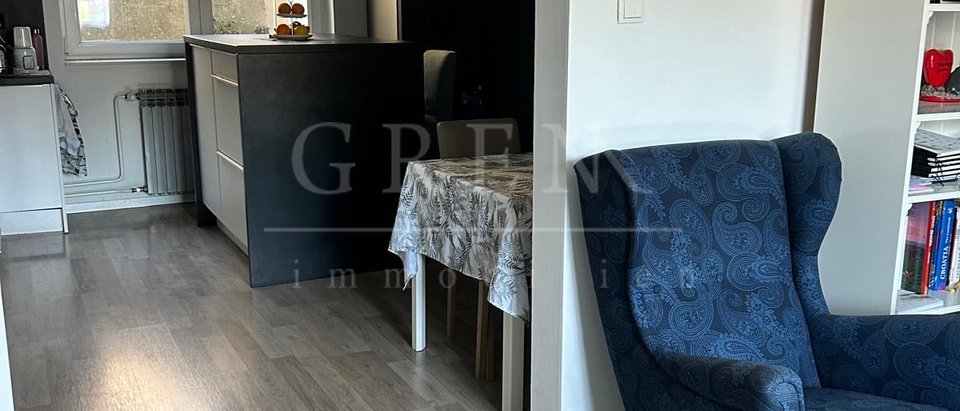 Kuća Zagreb Mlinovi, 143 m2+425 m2 parcela, prodaja